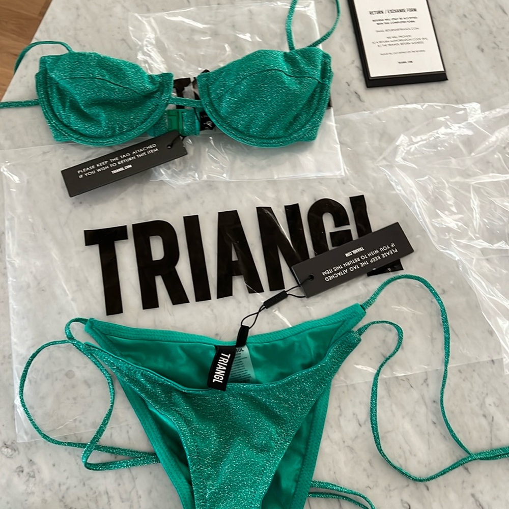 Brand NEW TRIANGL 2 piece NEW with tags XS sizing. Color Mala Jaded Sparkle